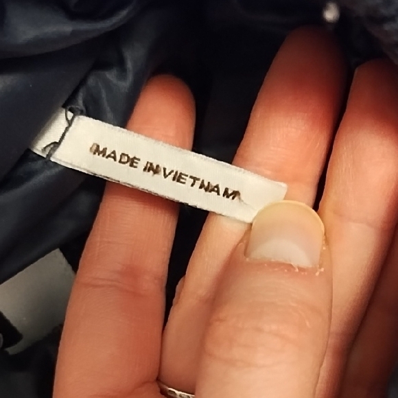 Laundry by Design Women's Navy Puffer Coat - Picture 3 of 12